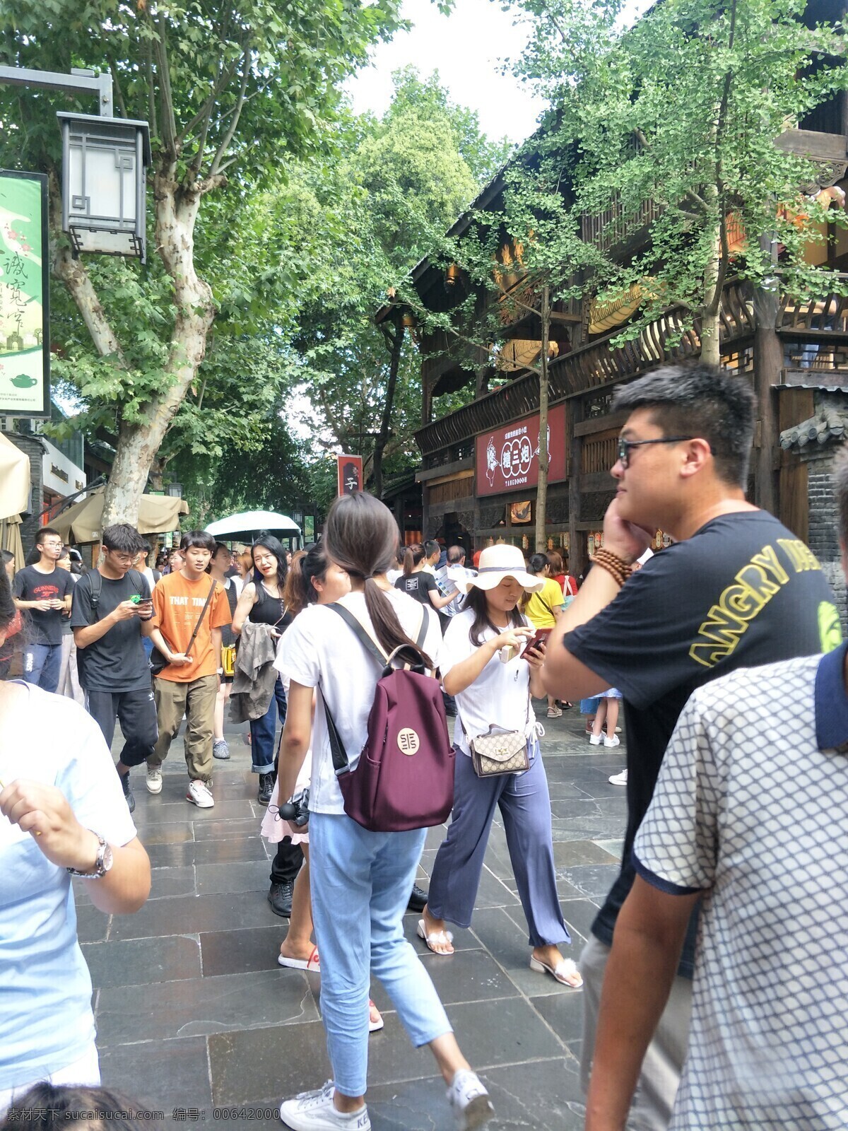 寬窄巷子 成都 四川 旅游 古建筑 夏季 人群 休閑 大門 旅游攝影 國內(nèi)旅游