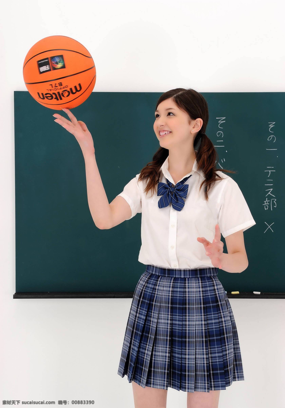 可愛 籃球 美女 清純 人物攝影 人物圖庫(kù) 日本美女 中學(xué)生 學(xué)生裝 笑容 學(xué)生 久保 日本學(xué)生 姿勢(shì) 造型 psd源文件