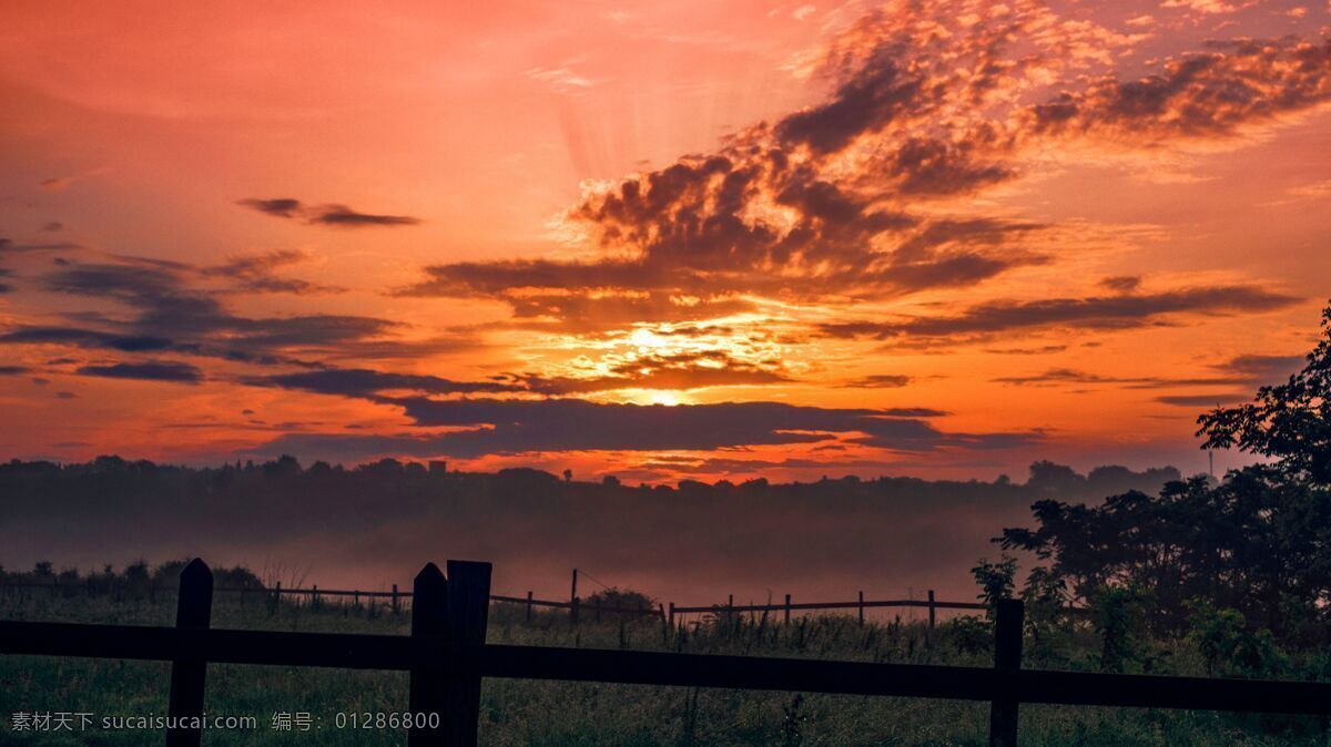 牧場 夕陽 天空 云彩 風(fēng)景圖片 風(fēng)景 自然景觀 自然風(fēng)景