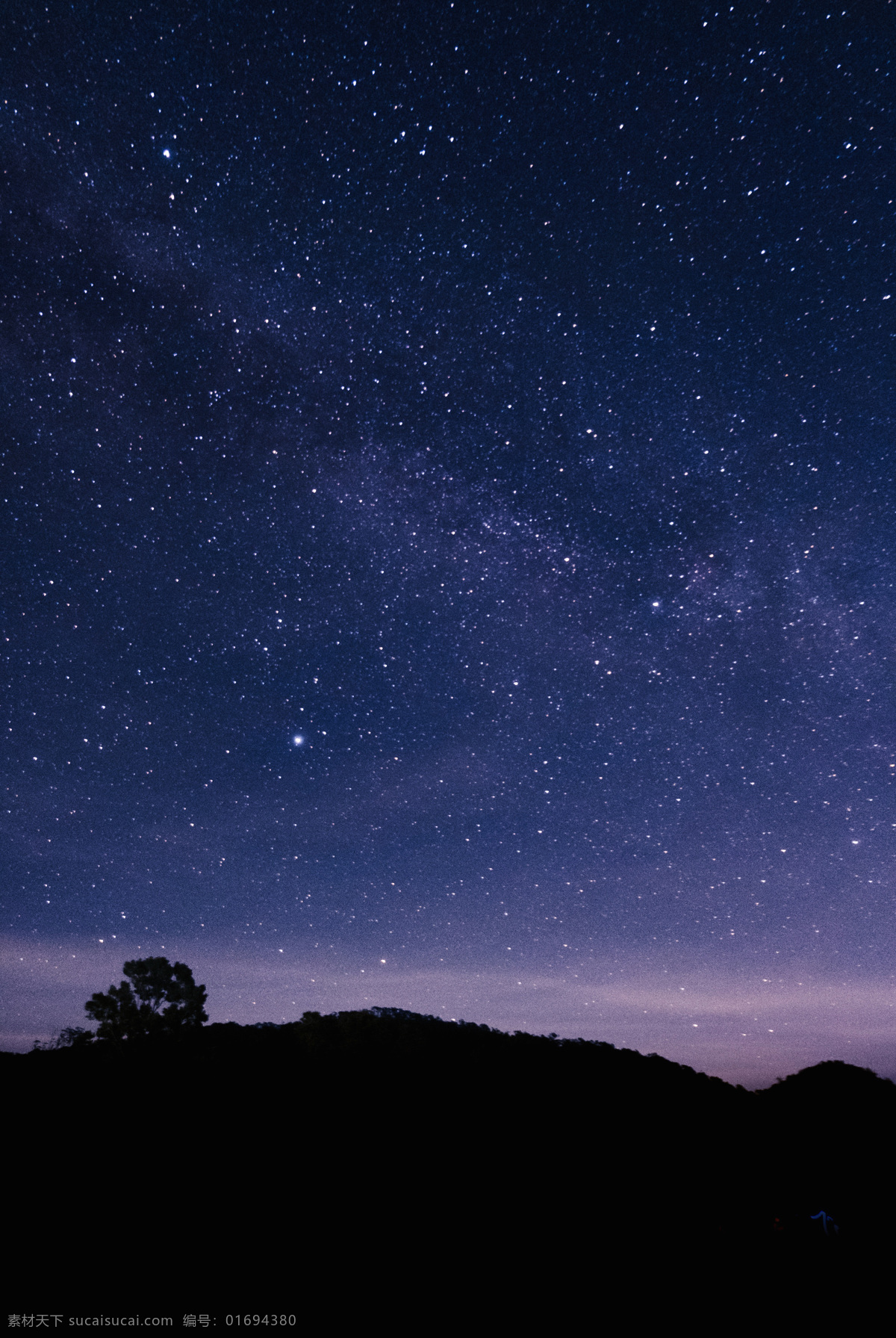 唯美 浪漫 紫色 星空 浩瀚 银河 宇宙 星星 壁纸 黑夜 夜晚 星河 繁星 太空 手机屏保 自然景观 自然风光