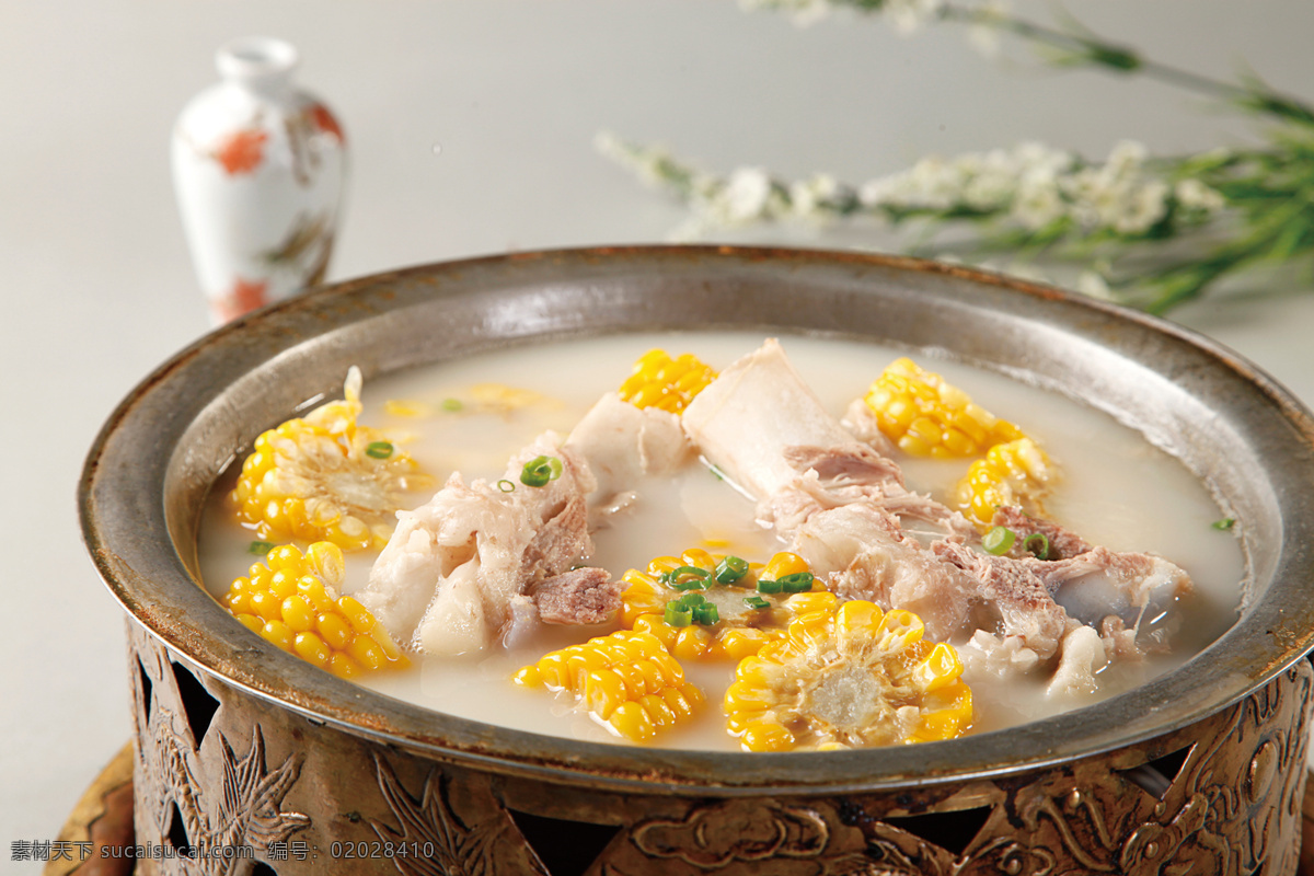 玉米筒子骨 雜糧筒子骨 農(nóng)家燉大骨 農(nóng)家大骨湯 農(nóng)家 蘿卜玉米 燉大骨 雜糧大骨湯 骨湯 農(nóng)家菜 鈣骨湯 高清菜譜用圖 餐飲美食 傳統(tǒng)美食