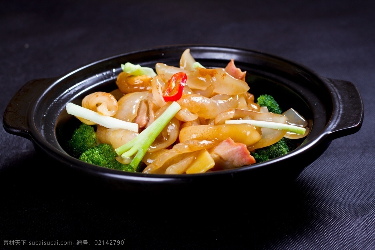 紅燒海參 紅燒 海參 海參煲 蔥 西藍花 餐飲美食 傳統(tǒng)美食