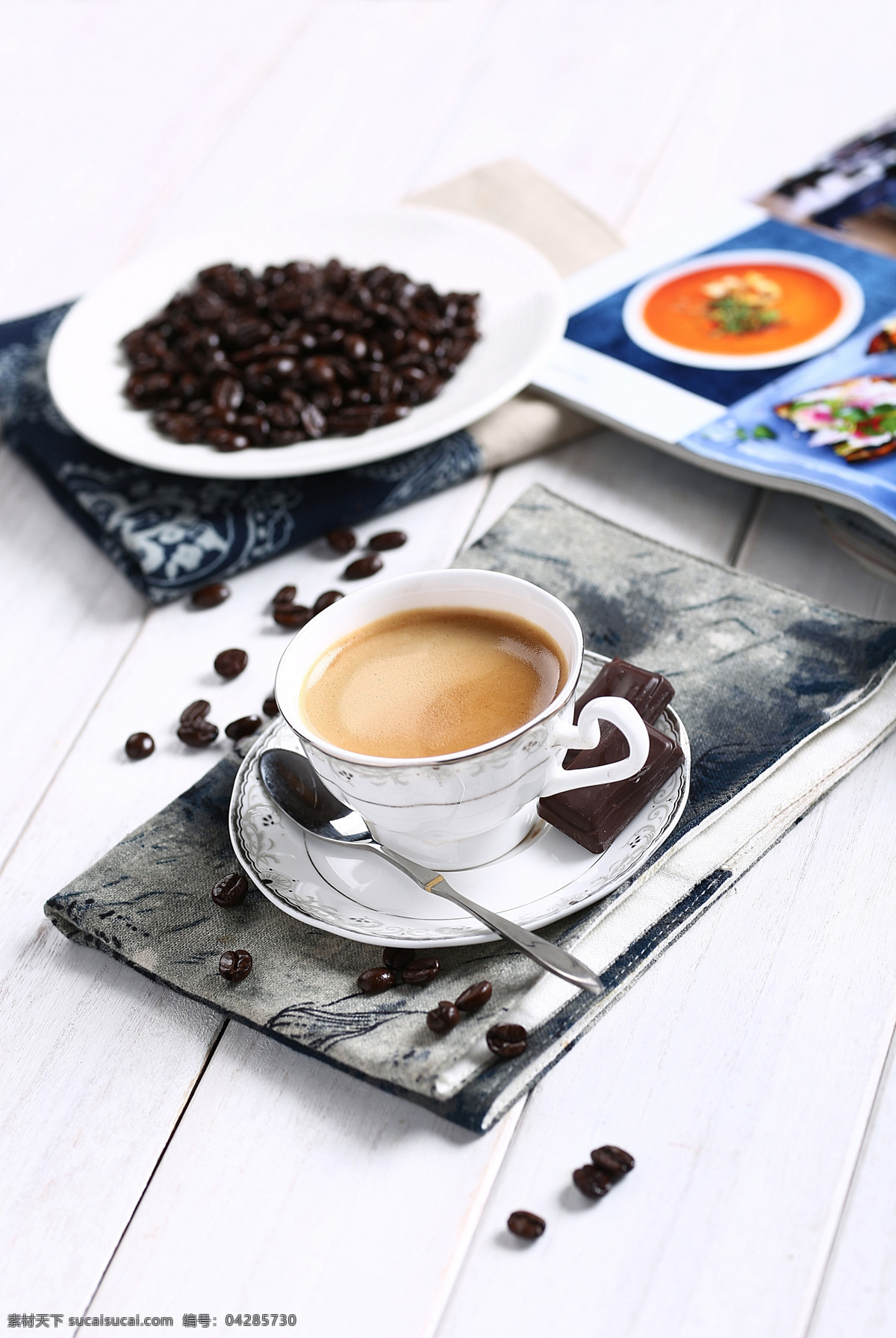 意式浓缩咖啡 咖啡 浓缩咖啡 咖啡豆 咖啡餐具 饮料酒水 餐饮美食