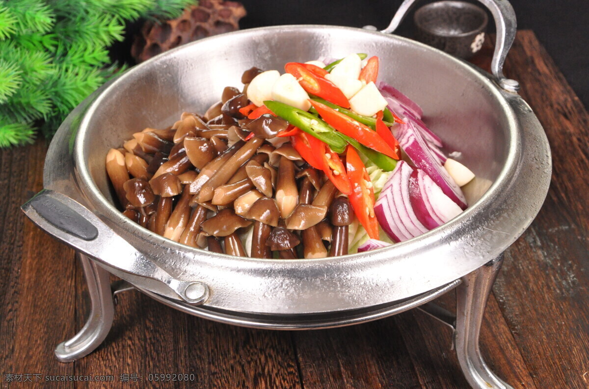 干鍋雞樅菌 熱菜 干鍋 雞樅菌 干鍋山珍 攝影美食傳統(tǒng) 餐飲美食 傳統(tǒng)美食