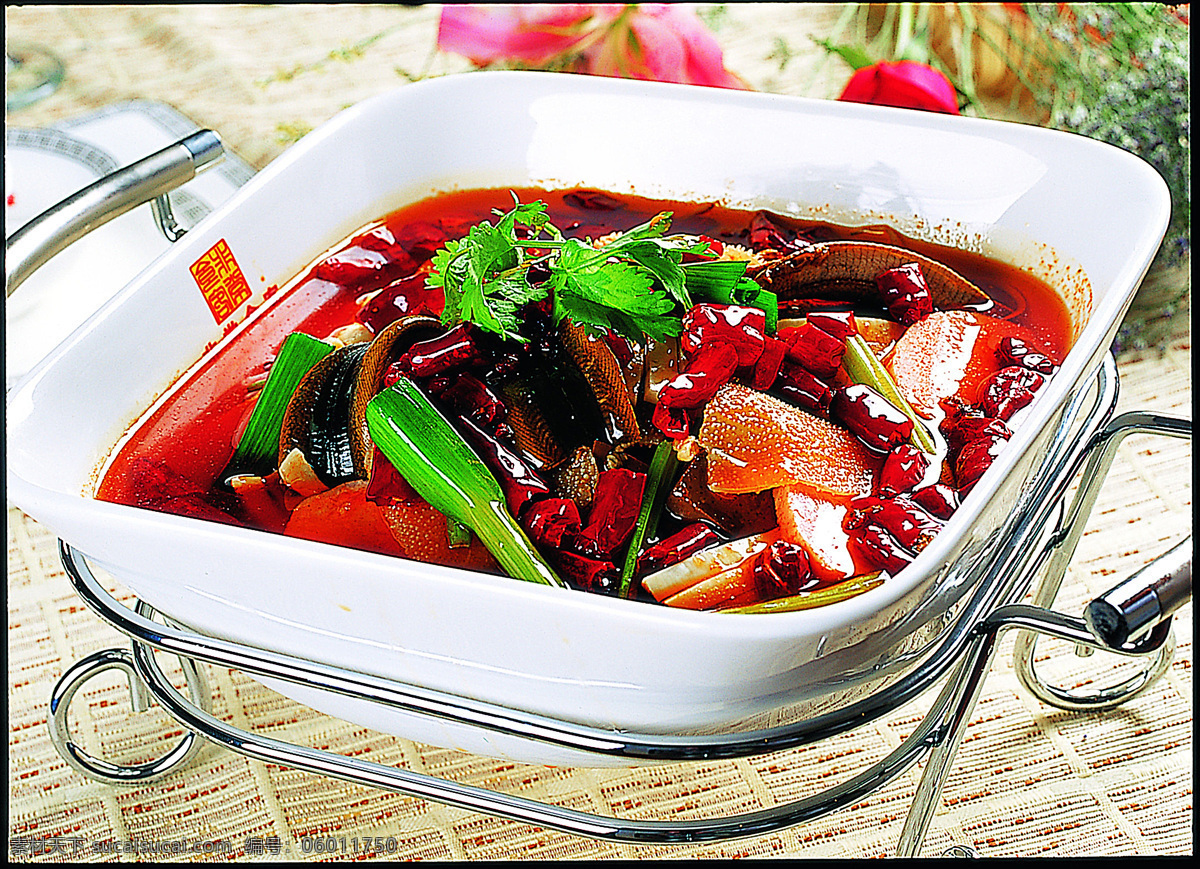 山城 毛 血 旺 炒菜 家常菜 特色菜 熱菜 美食 美味 八大菜系 湯羹 菜譜 菜名 小炒 炒飯 燒菜 涼菜 菜肴 佳肴 小吃 鍋仔 燒烤 油炸 紅燒 爆炒 清蒸 油燜 海鮮 刺身 主食 副食 米飯 面條 醬爆 點心 毛血旺 餐飲美食 傳統(tǒng)美食