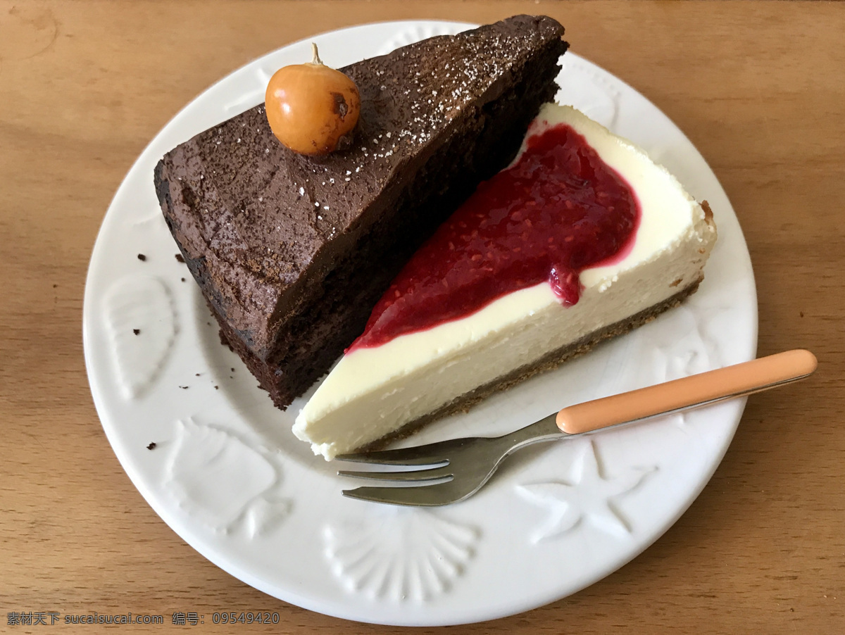 巧克力蛋糕 乳酪蛋糕 樹(shù)莓醬 酸漿 板 甜點(diǎn) 蛋糕叉 糖 蛋糕 食品 甜 唯美圖片 唯美壁紙 壁紙圖片 桌面壁紙 壁紙 背景素材 手機(jī)壁紙 創(chuàng)意 餐飲美食 西餐美食