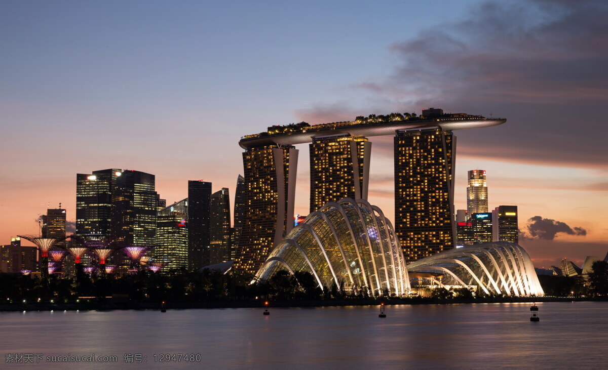 新加坡 滨海 湾 金沙 酒店 滨海湾 金沙酒店 大海 夜景 灯火通明 旅游 景点 旅游摄影 国外旅游