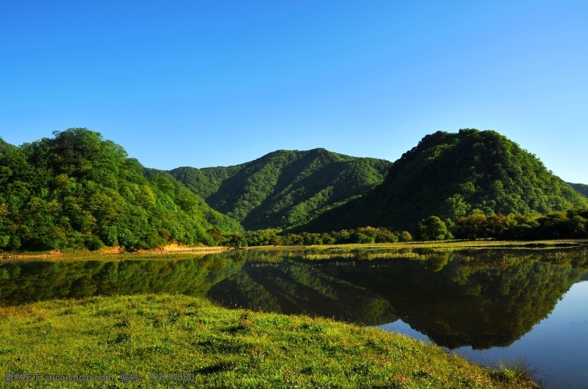 大九湖 神农架 绿山 山峦 倒影 碧水 山水风景 自然景观
