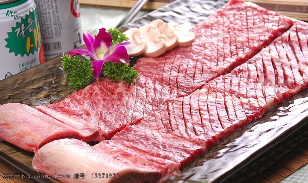 韓國料理圖片 韓國 韓國料理 料理 牛油果 煎蛋 荷包蛋 紫豆芽 紫色豆芽 香菇 青瓜條 青瓜 餐飲美食