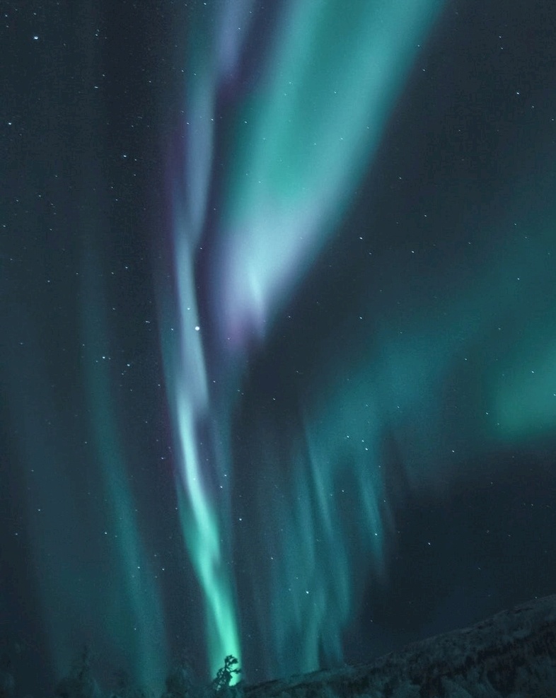 北极极光图片 北极极光 星河 极光 天空 北极 幻彩极光 底纹边框 背景底纹