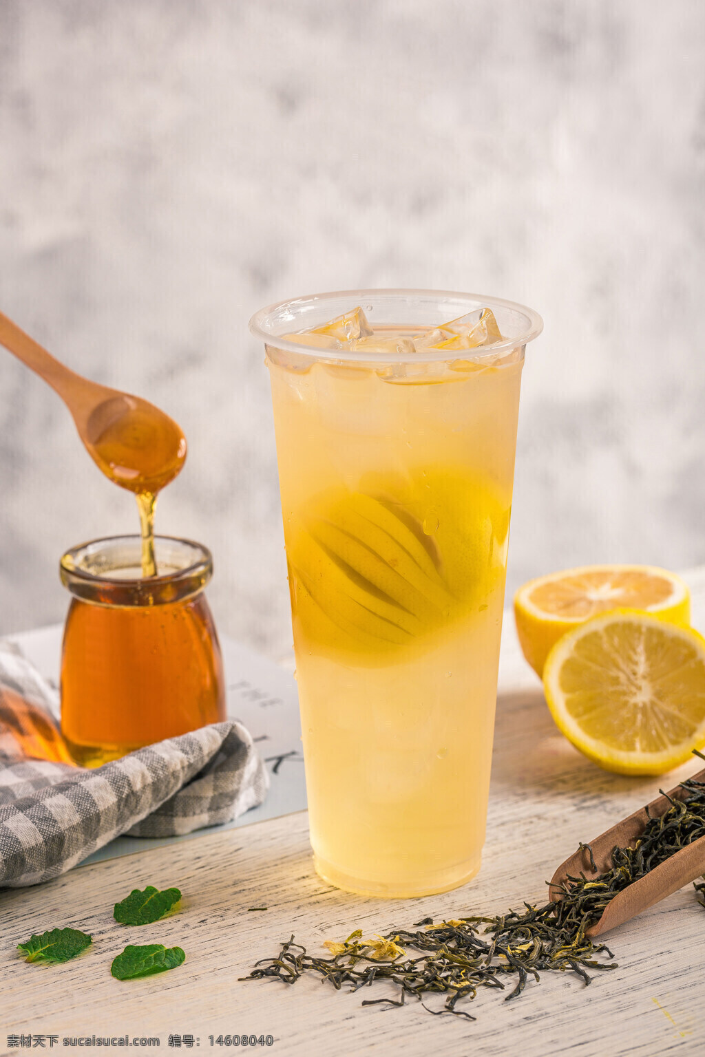 檸檬 蜂蜜 薄荷 綠茶 果汁 夏季 清涼 飲品 冷飲 解暑 健康 自然 鮮榨 冰塊