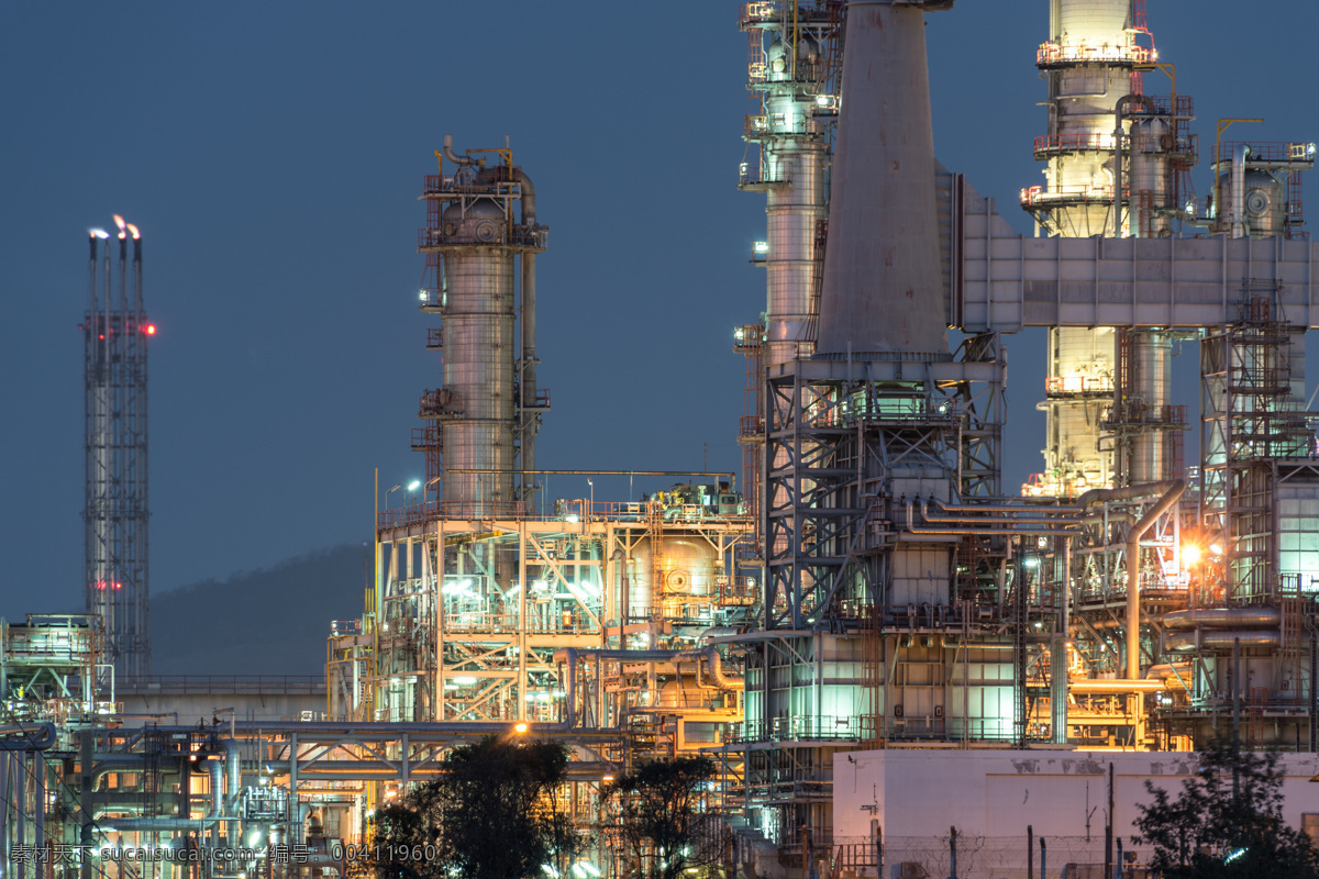 化工厂 炼油厂 工业 钢铁 化工 现代 科学 现代科技 工业生产