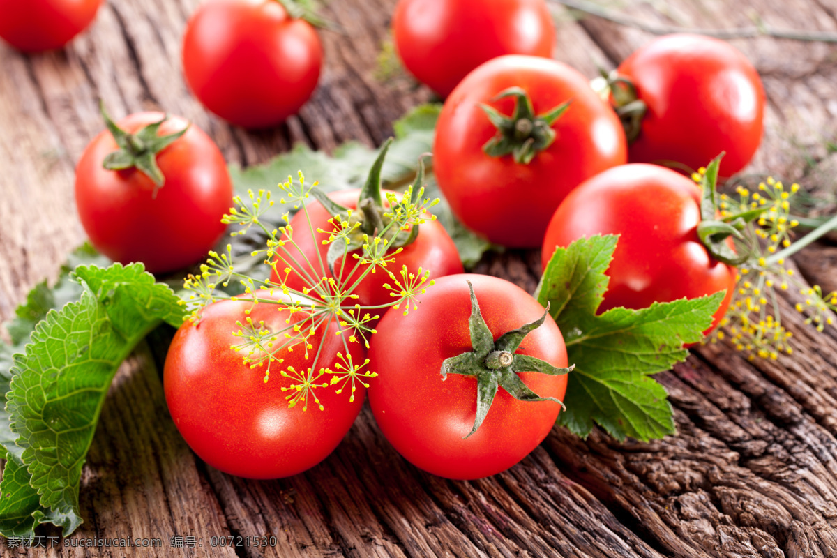西红柿 水果 食物 小可爱 叶子 木板 红色 番茄 餐饮美食