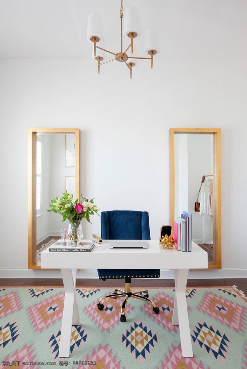 雅致 舒适 中式 风 客厅 效果图 白色书桌 复古吊灯 蓝色转椅 室内装修 鲜花花卉 印花地毯