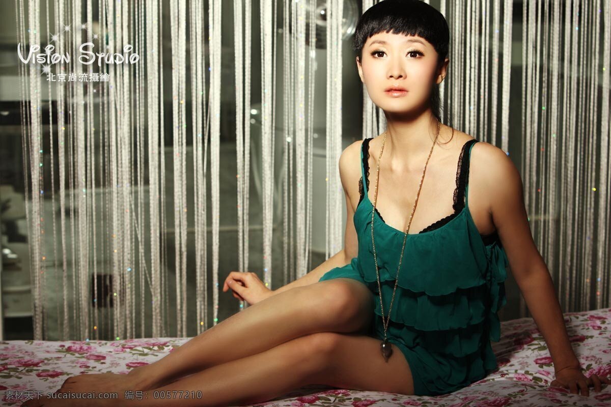 杨斯 床上 写真 北京舞蹈学院 美女 明星偶像 人物图库