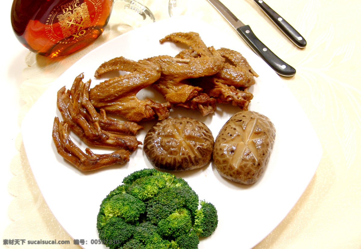 西餐美食 西兰花 蘑菇 鸭爪 鸭翅 刀叉 红酒 鸭拼盘 餐饮美食