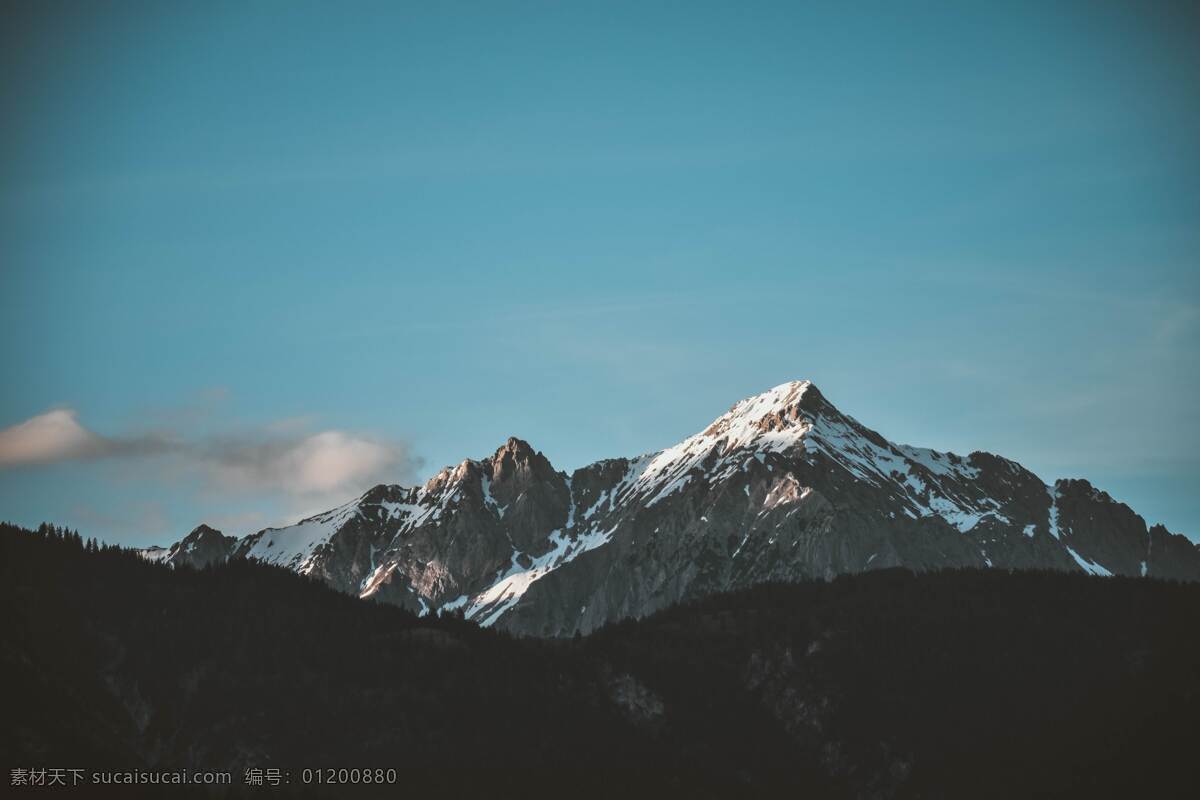 雪山 山峰 水面 山 自然景观 山水风景