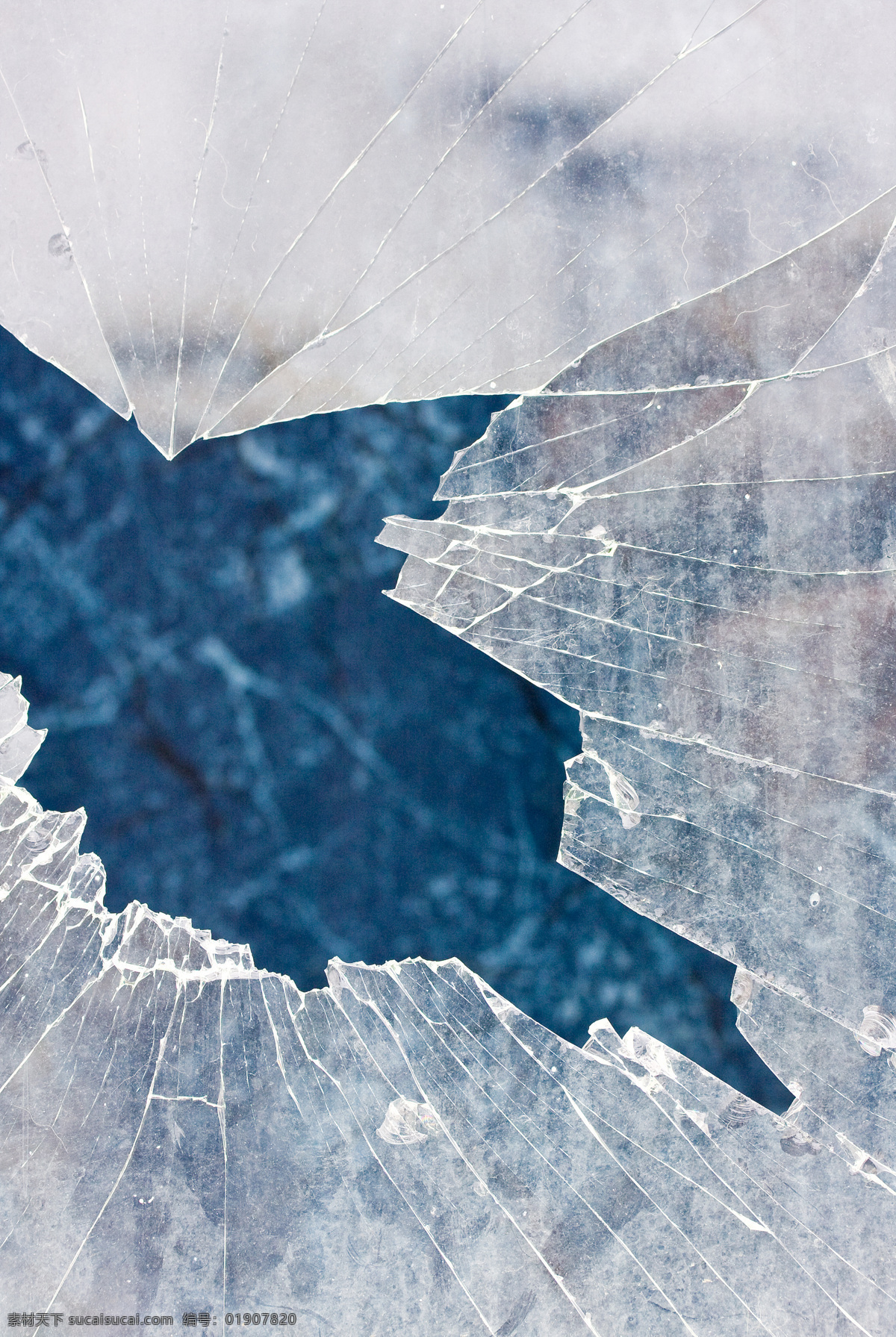 破烂 玻璃 玻璃弹孔 弹孔 纹理 碎玻璃 裂纹 玻璃系列 生活百科 破烂的玻璃 其他类别