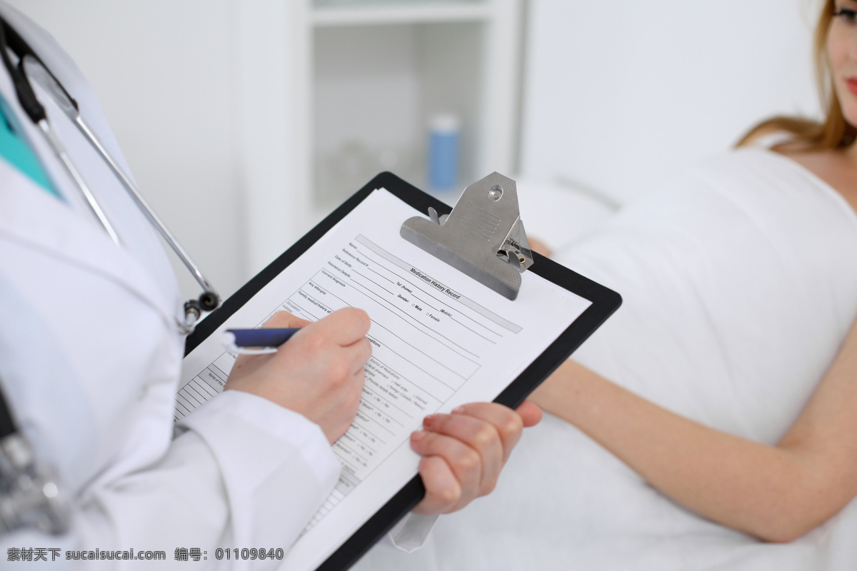 医务人员工作 病情记录 病情咨询 医疗记录 手术确诊 手术知情告知 手术告知 医务人员 美女医生 女性医生 女性医师 美女医师 女大夫 女专家 专家 大夫 看病 诊疗 检查 体检 关爱 医院 病房 检查室 听诊器 听诊 病人 问诊 治病 手术大夫 医疗美容 整容医生 现代科技 医疗护理