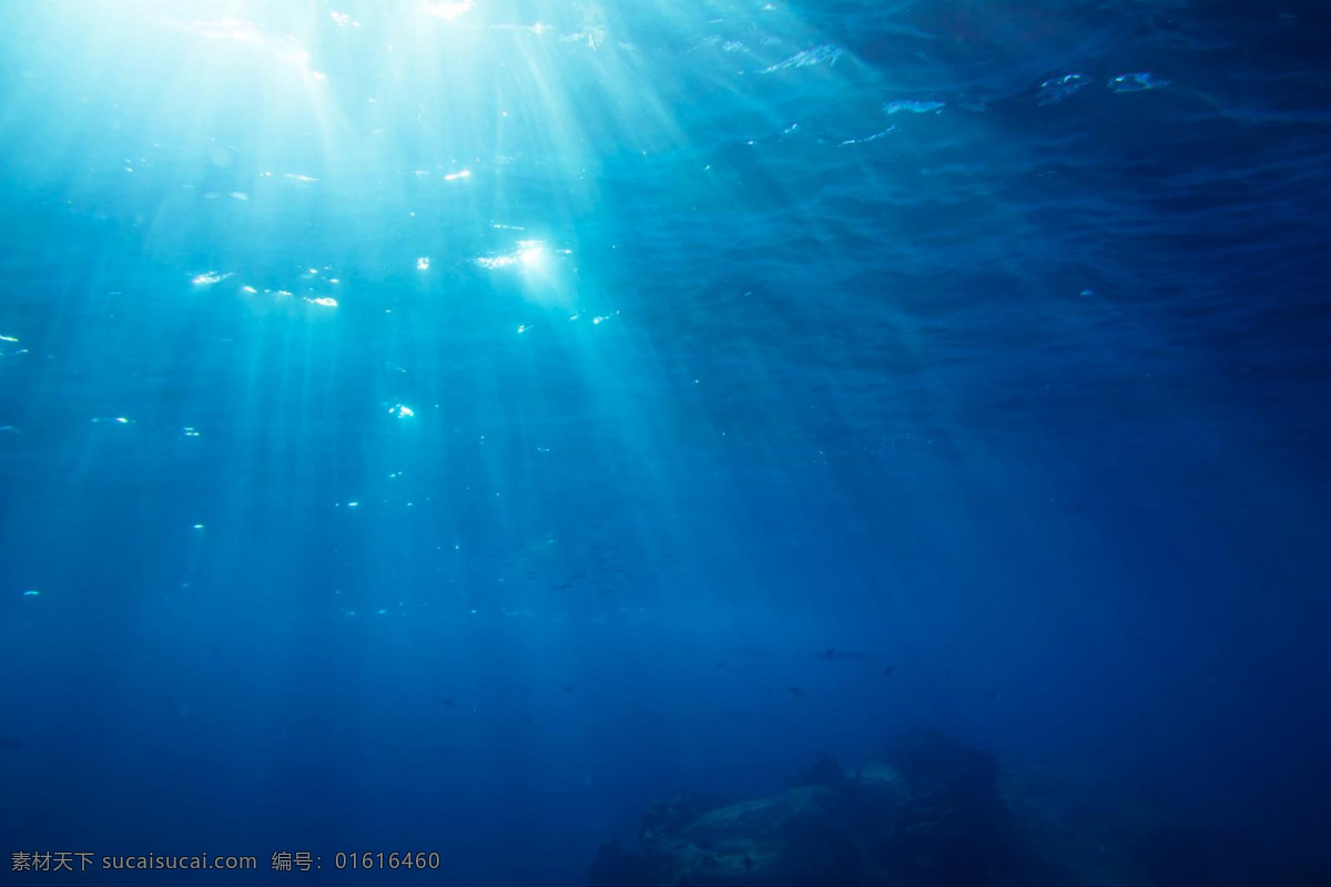 深海幽蓝 阳光 深海 大海 海底世界 深邃海洋 海洋 海底 高清大图 自然景观 自然风景