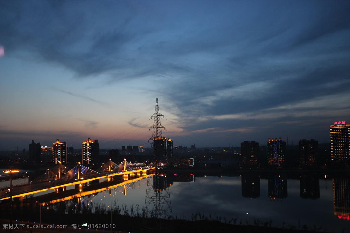 抚顺 夜景 车辆 桥 灯光 建筑园林