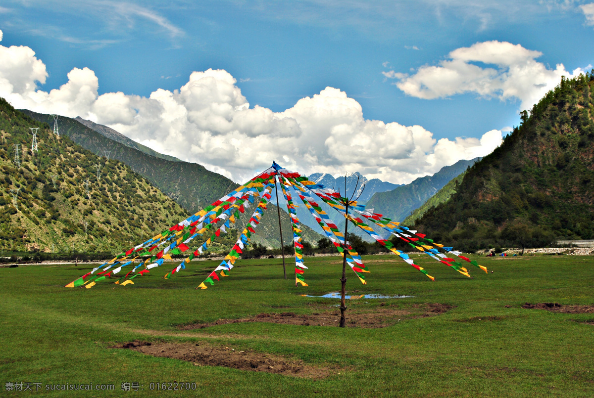 西藏 西藏经番 西藏经文 西藏五彩哈达 西藏山路 西藏山峦 西藏田园 西藏蓝天 西藏夏天 西藏光影 西藏高清图片 旅游摄影 国内旅游 高原 西藏风景 蓝天 白云 绿草地 自然景观 自然风景 白色