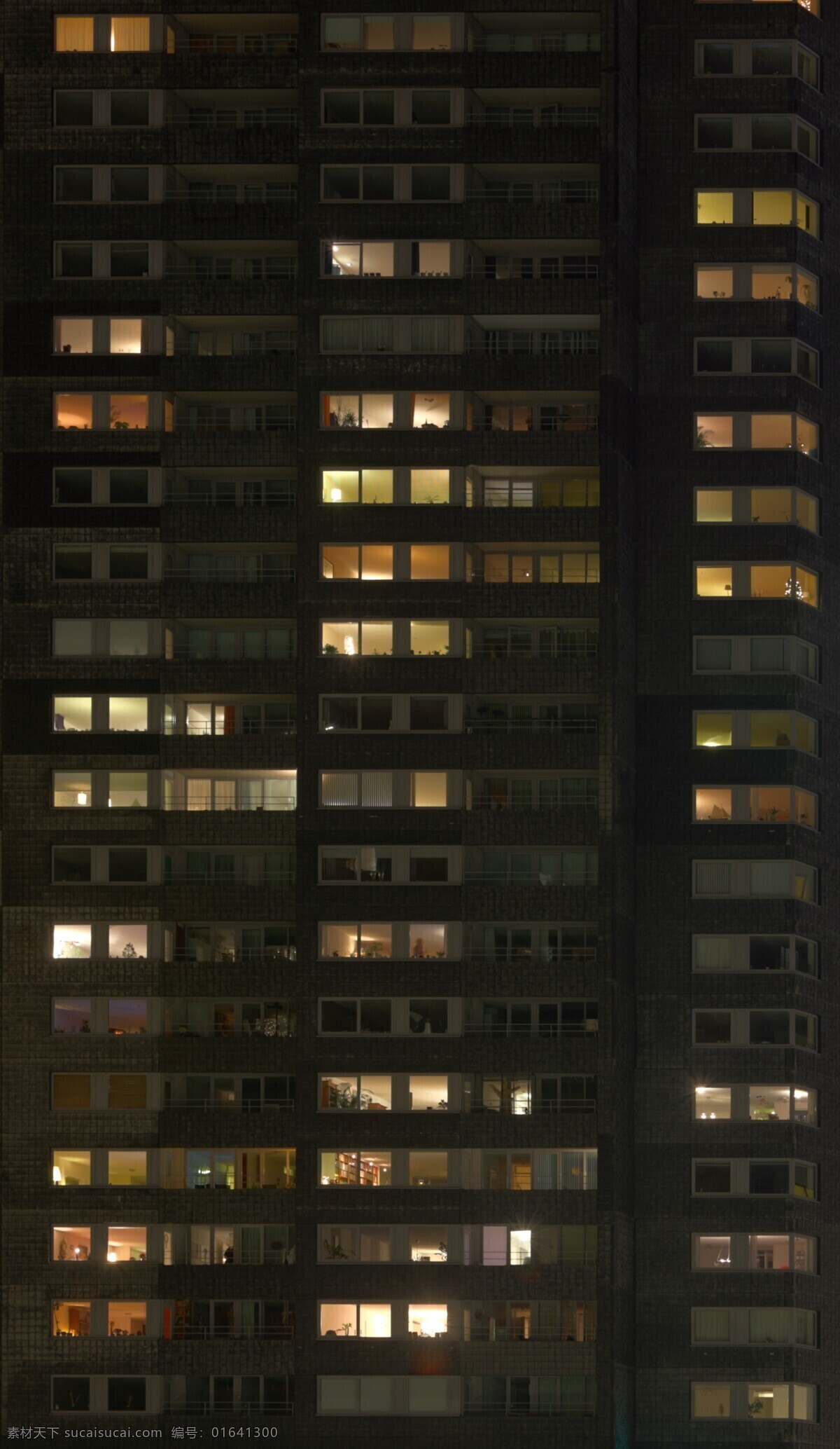 玻璃幕墙 内 透 楼体 透视 建筑 办公楼夜景 办公楼 夜景灯光 效果图 月亮 天空 建筑设计 环境设计