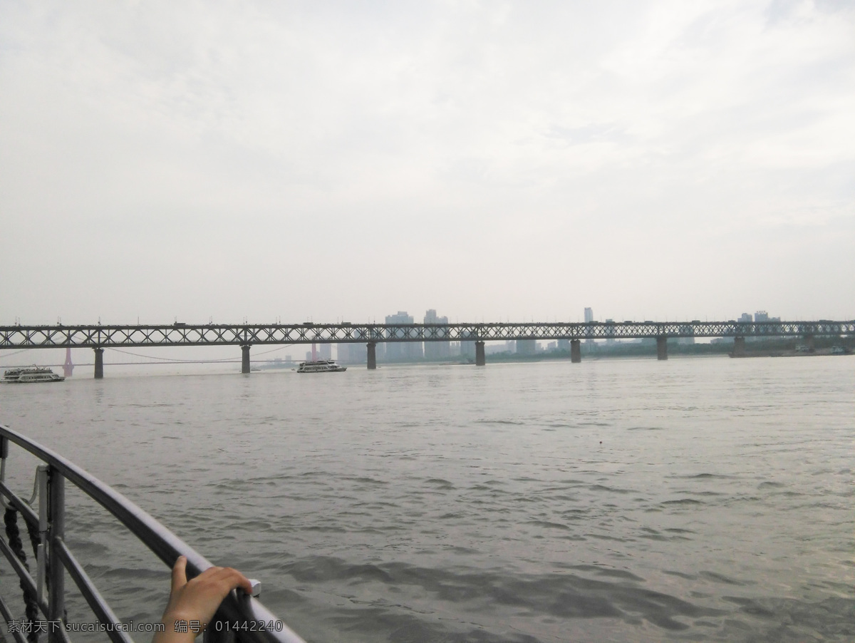 长江大桥 武汉 长江 大桥 江水 轮渡 风景 旅游摄影 国内旅游 白色