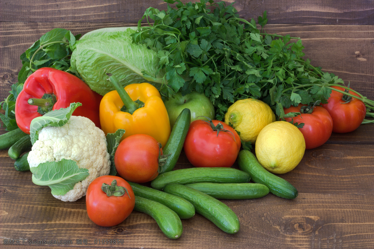 蔬菜 菜 椒 蕃茄 黄瓜 卷心菜 柠檬 食物 菜椒 西红柿 番茄 新鲜蔬菜 蔬菜堆 生物世界