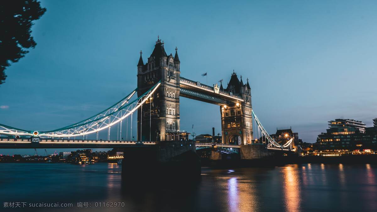 英国伦敦大桥 魂断蓝桥本桥 英国伦敦 伦敦大桥 伦敦蓝桥 泰晤士河 伦敦地标 伦敦建筑桥梁 伦敦城市景观 旅游摄影 国外旅游