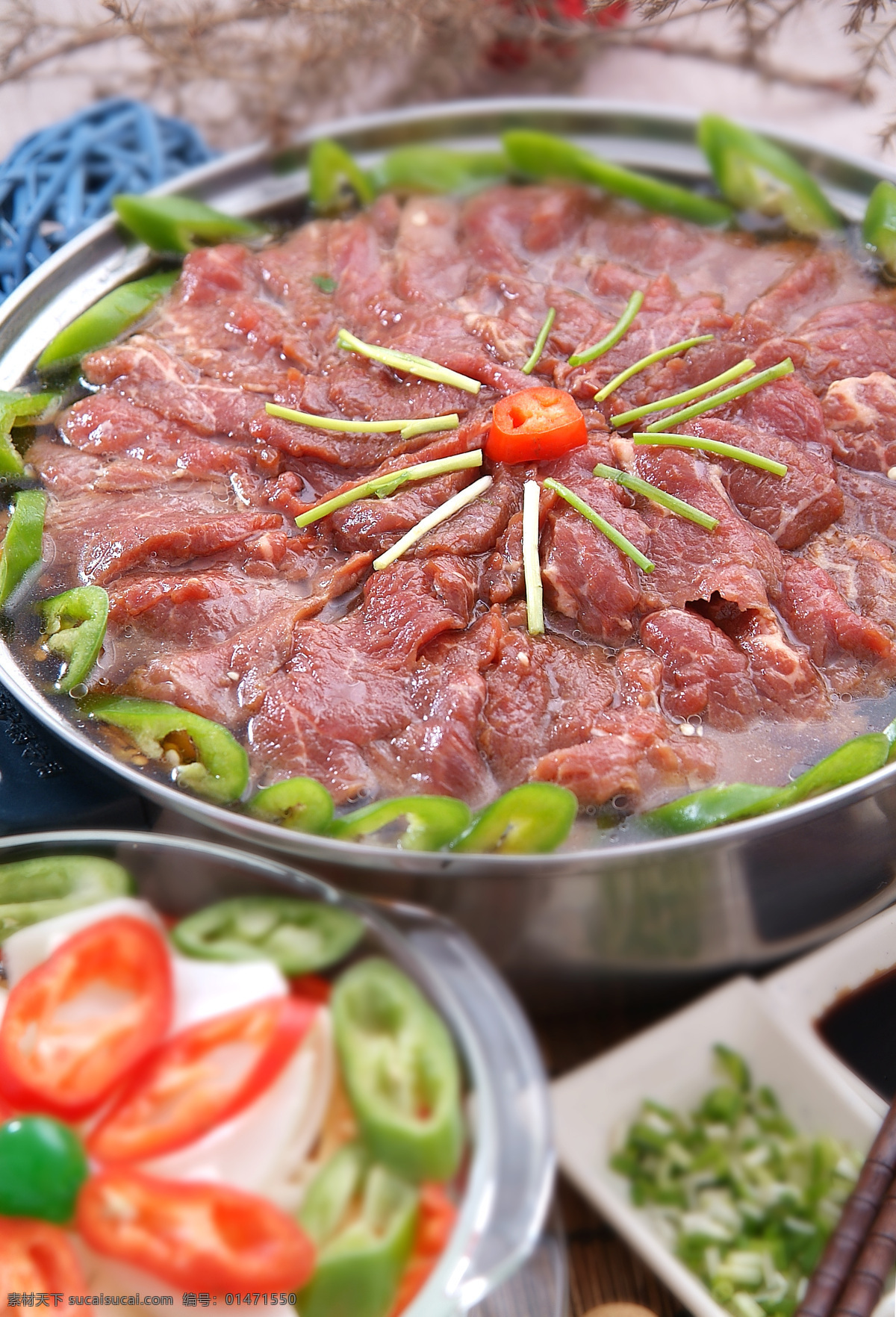 牛肉 火锅 餐饮美食 传统美食 美味菜肴 牛肉火锅 摄影图库 鲜肉火锅 psd源文件