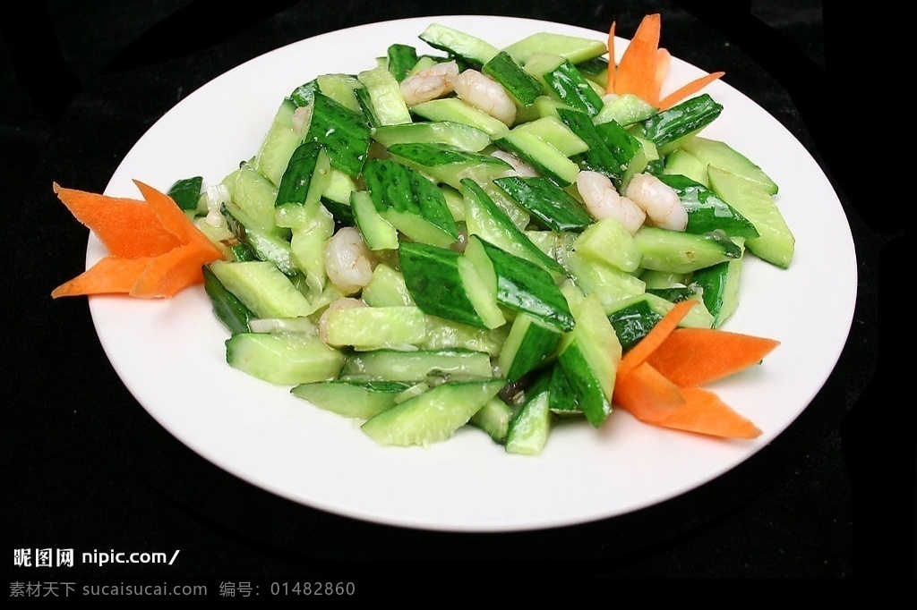 虾仁黄瓜 虾仁 黄瓜 家常菜 农家菜 中华美食 美味 熟菜 鲜花 装饰 盘子 餐饮美食 传统美食 摄影图库