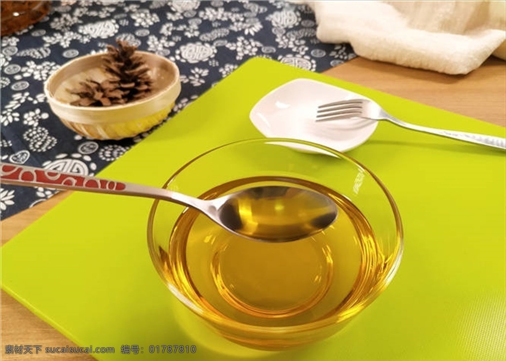 菜籽油 食用油 植物油 油 绿色食品 餐饮美食 食物原料