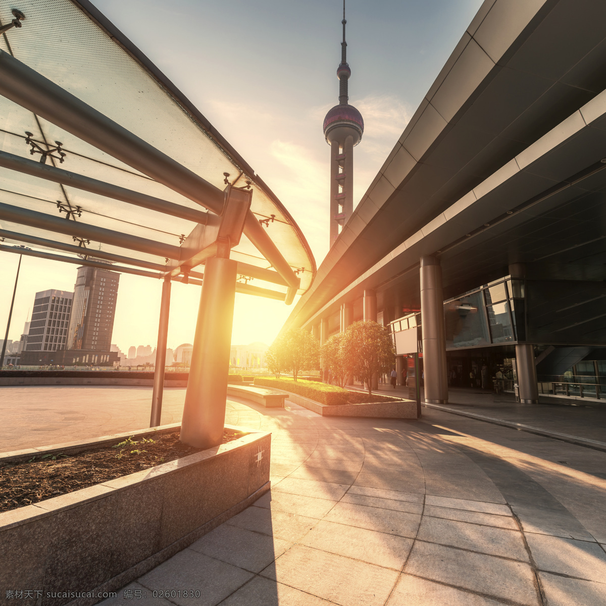 城市建筑图片 城市建筑 外滩风景 蓝天 彩云 黄昏 晚霞 高层建筑 黄浦江 大型游船 上海黄浦江畔 城市景观 旅游风景 风景名胜 人文风景 城市风景 江边风景 旅游摄影 国内旅游