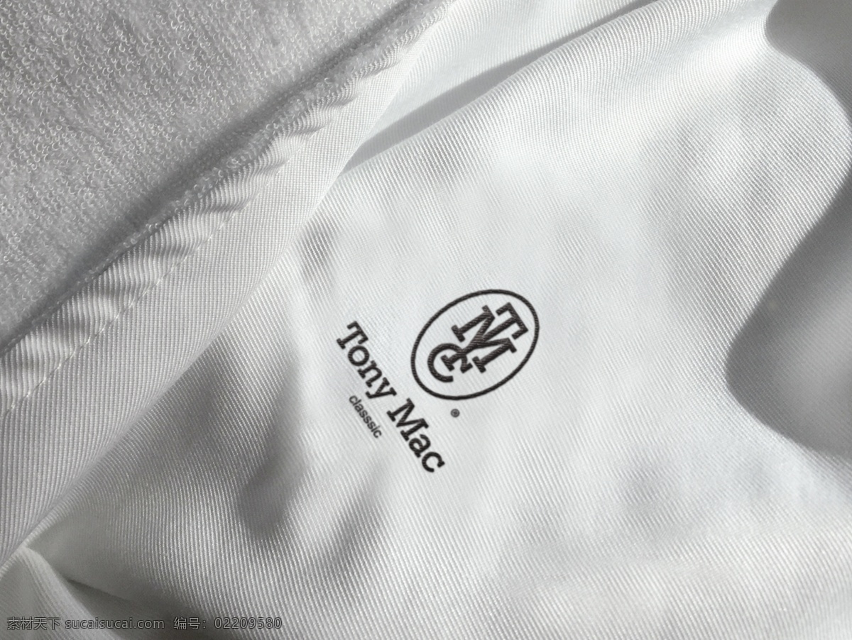 刺绣 标志 logo 样机 贴图 卫衣 mock up vi 服装 材质 vi设计