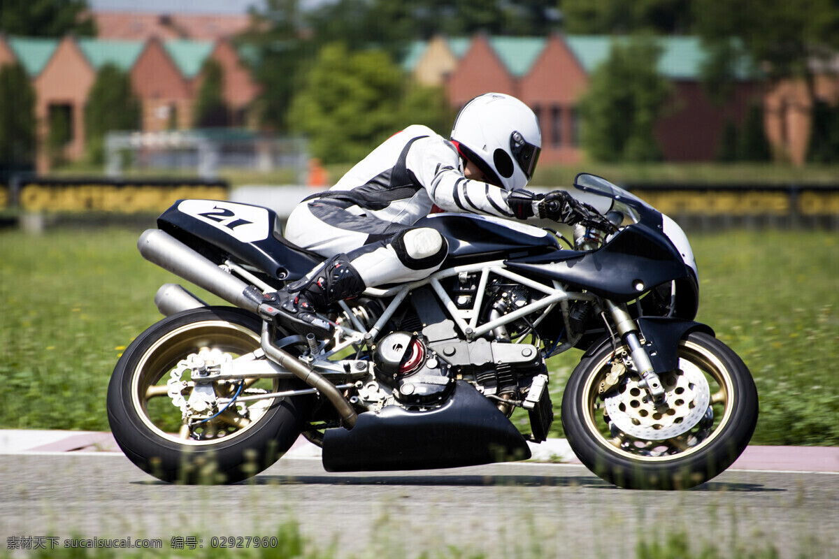 唯美 炫酷 车 交通工具 摩托 摩托车 哈雷摩托 越野摩托 现代科技