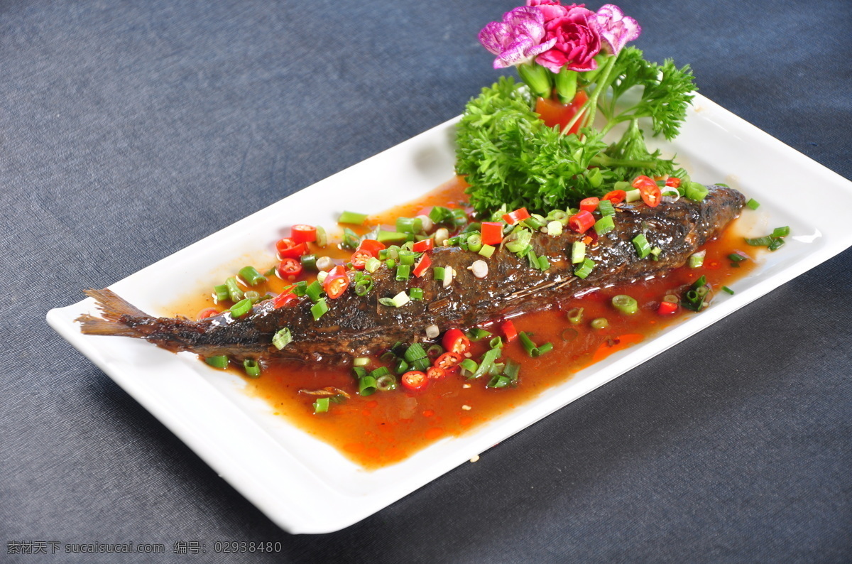 酥鲅鱼 鲅鱼 红烧鲅鱼 红焖鲅鱼 焖鲅鱼 烧鲅鱼 海鲜 餐饮美食 传统美食