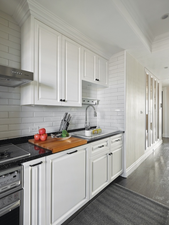 简约 风 室内设计 厨房 洗菜池 效果图 现代 餐桌 白色 调 家装