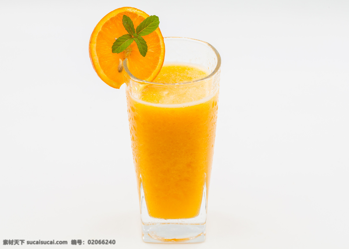 鲜橙汁 鲜榨橙汁 鲜榨橙子汁 橙汁 橙汁儿 橙子 金环 黄果 柳丁 果汁 水果 食物 食材 餐饮美食 食物原料 饮料酒水