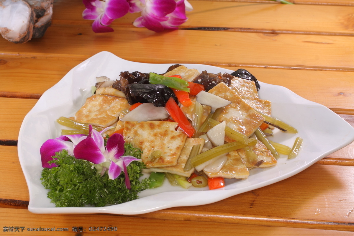 浆水菜炒豆腐 浆水菜 炒豆腐 豆腐 白盘 三角盘 餐饮美食 传统美食