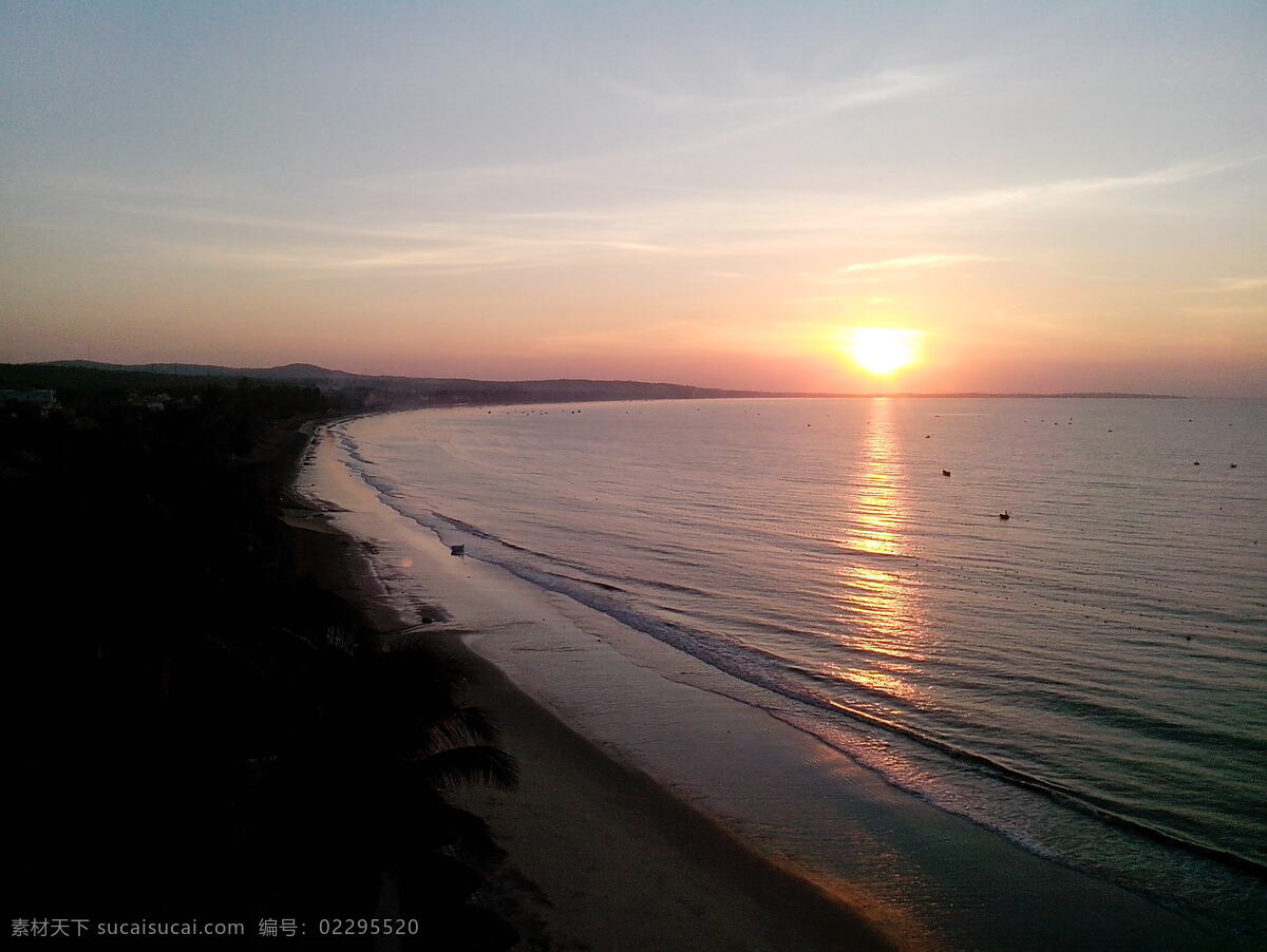 日落 风格 国外旅游 海滩 海湾 旅游摄影 特色 越南 psd源文件