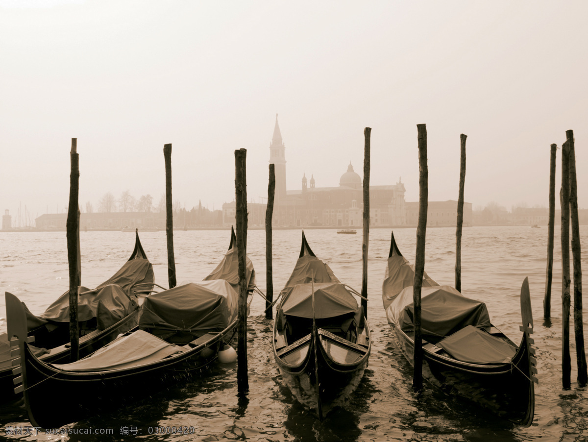 威尼斯 船 棚船 灰色 灰蒙蒙 暗色调 意大利 高清图片 城市风光 环境家居
