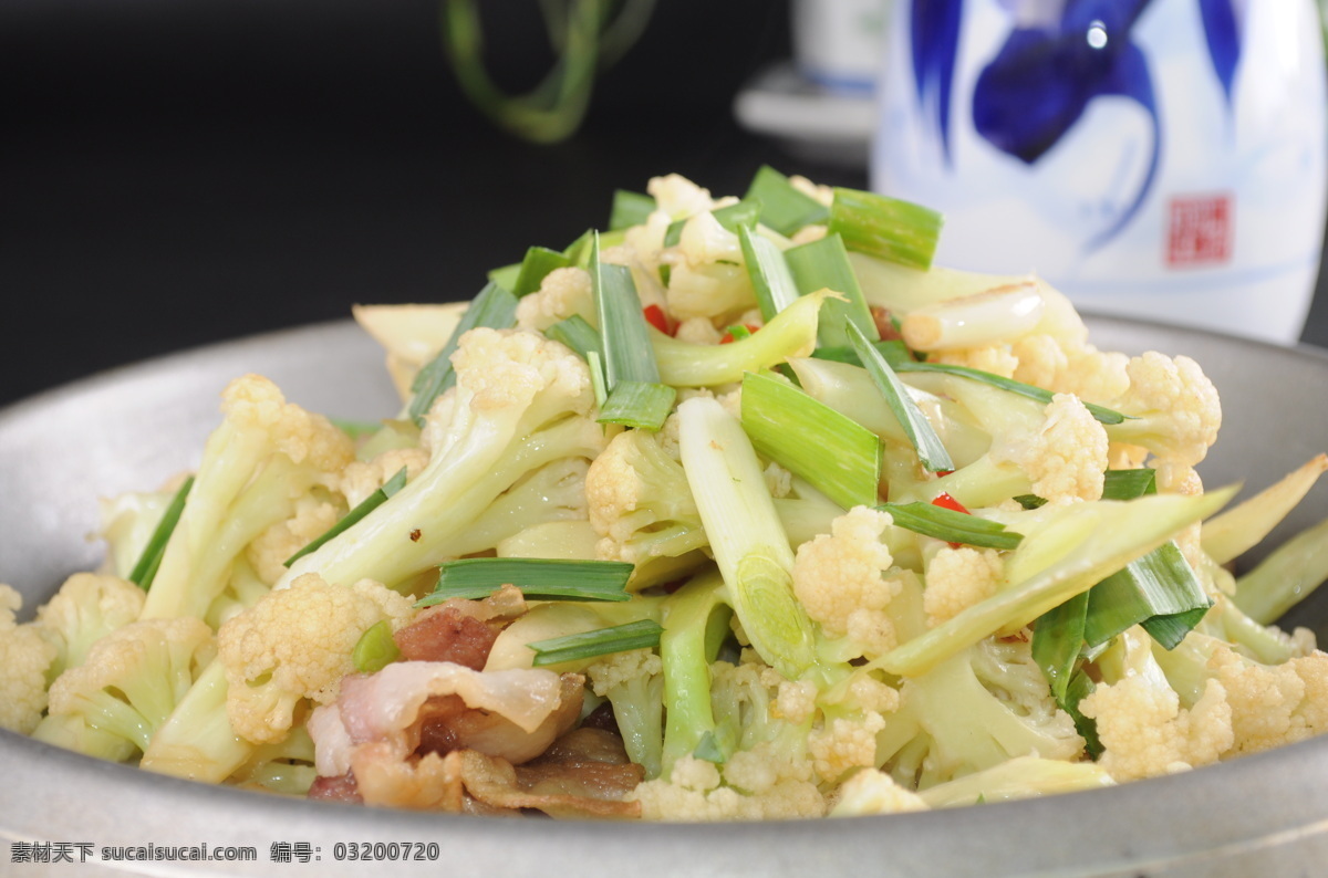 干锅有机花菜 干锅 花菜 美食 葱 五花肉 传统美食 餐饮美食