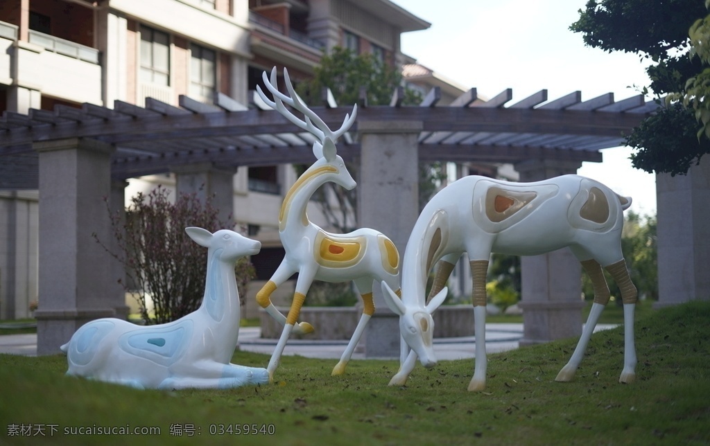 几何鹿图片 雕塑 彩绘 鹿 吉祥 公园 小区 建筑园林