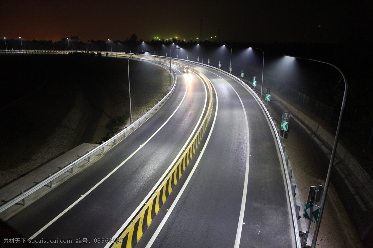 高速公路夜景 高速公路 高速公路照明 高速弯道 照明 路灯 路灯照明 交通 夜景 运输 灯杆 城市夜景 建筑摄影 建筑园林