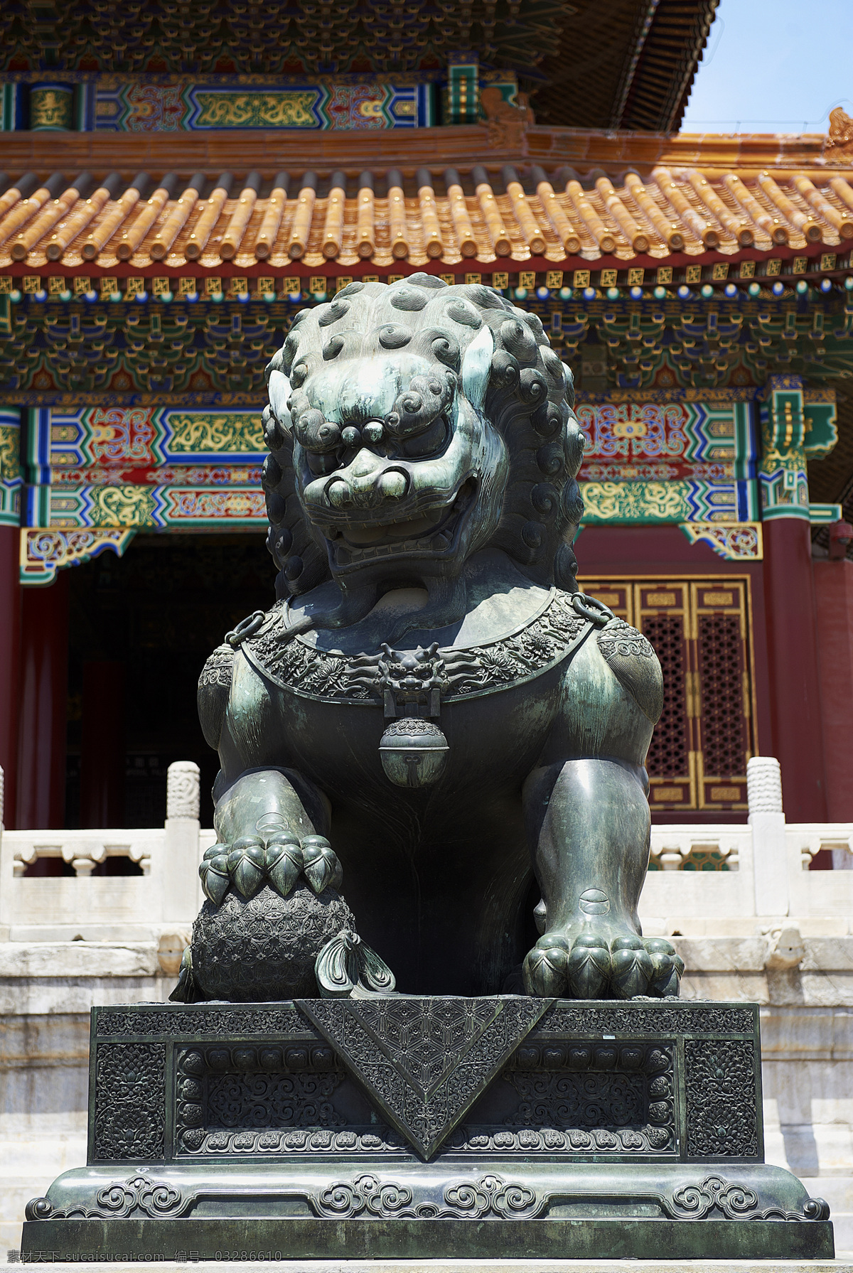 北京 紫禁城 博物馆 古建筑 中式建筑 传统建筑 故宫博物院 世界文化遗产 历史建筑 古老的建筑 狮子 雕塑 铜狮子 文化艺术 传统文化