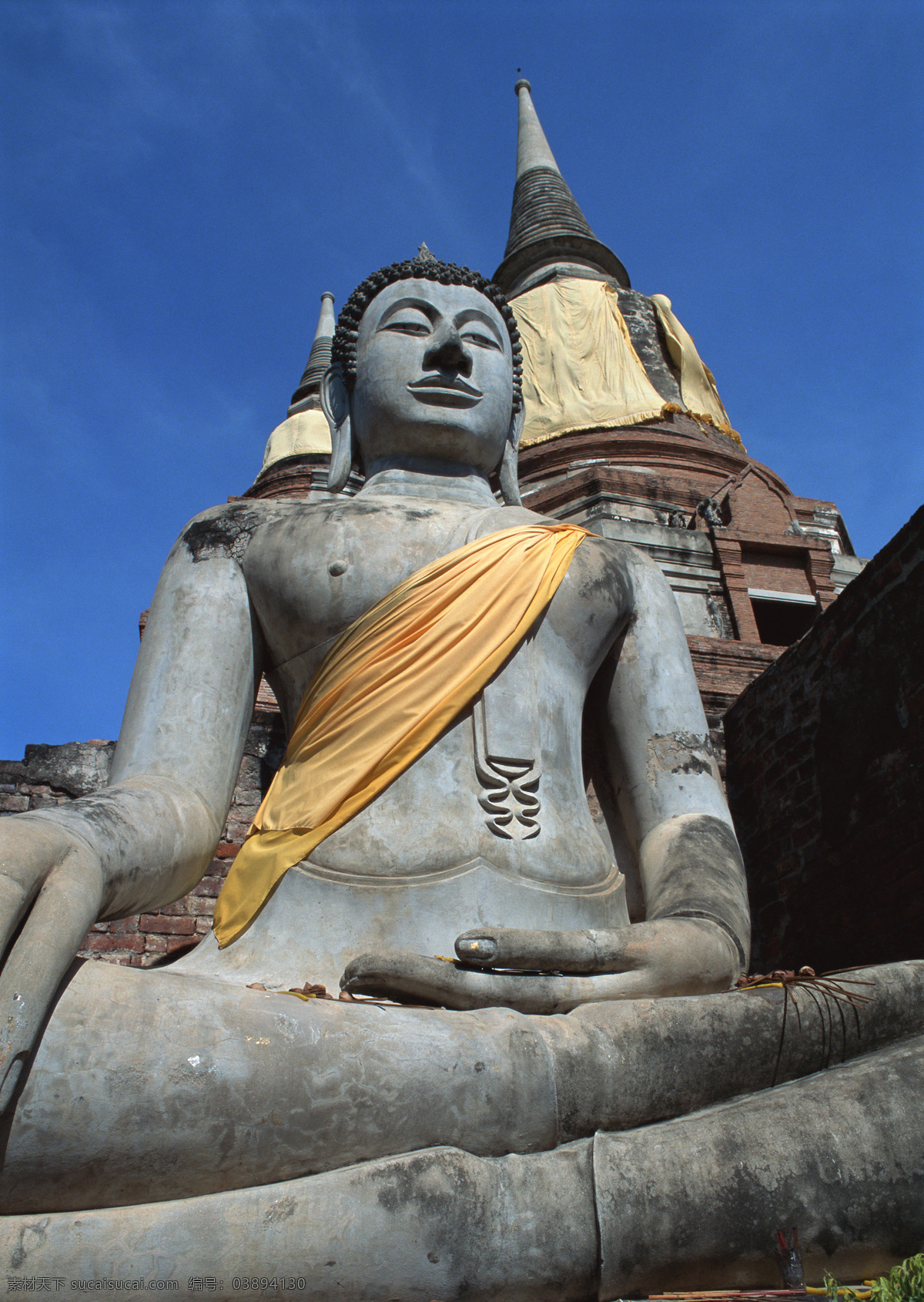 老挝 佛像 雕塑 天空 建筑 灰色