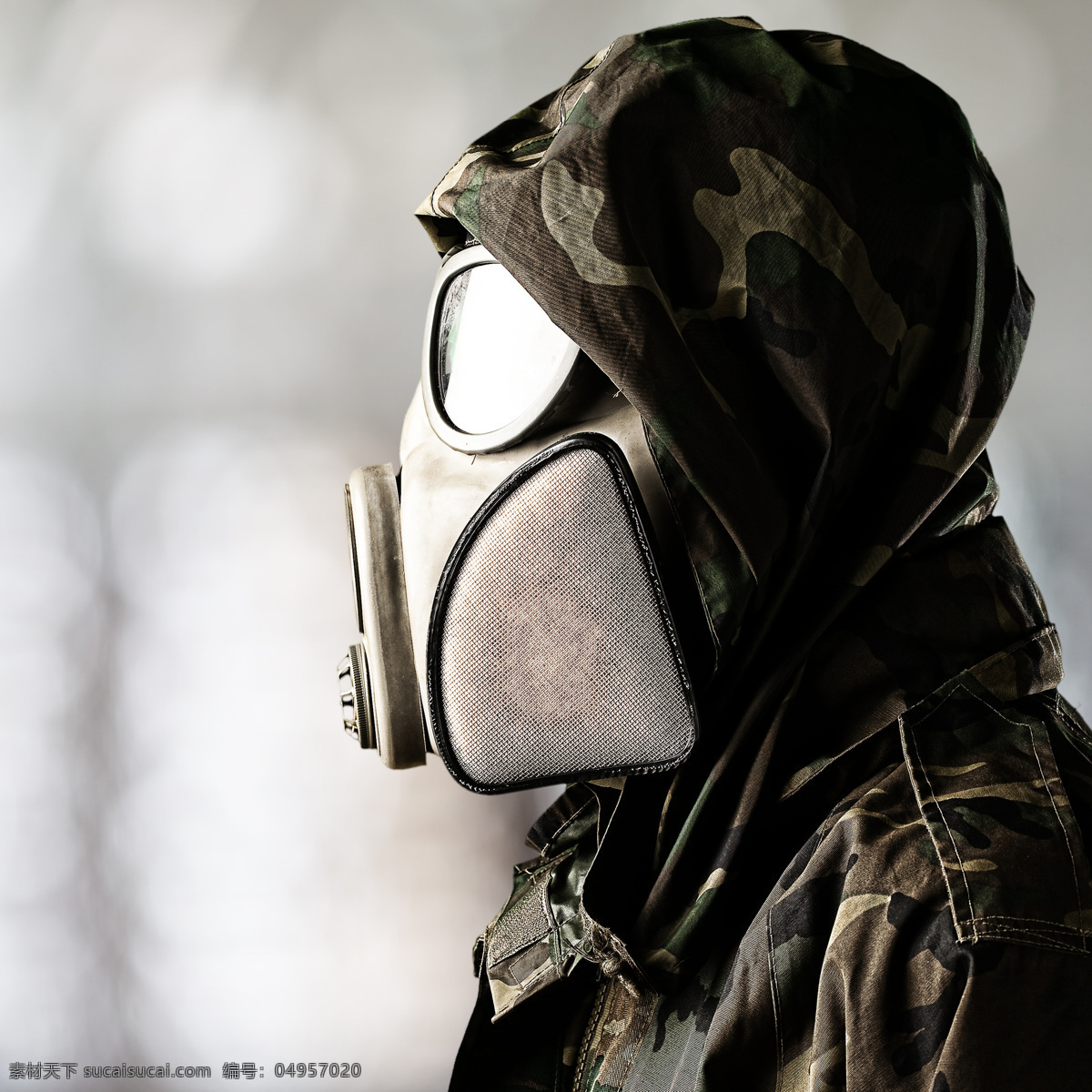 带 防毒面具 军人 人物 男性 军事 战争 迷彩装 侧脸 军事武器 现代科技