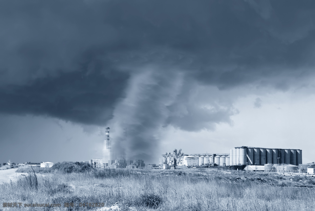 工厂 上 龙卷风 自然灾害 乌云 灾难 山水风景 风景图片