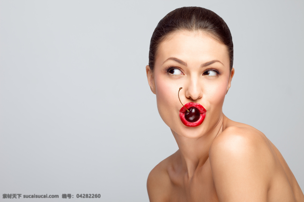 女孩 吃 水果 嘴唇 模特 生活人物 人物图片
